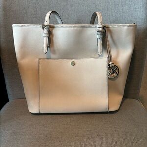 Beige Michael Kors tote